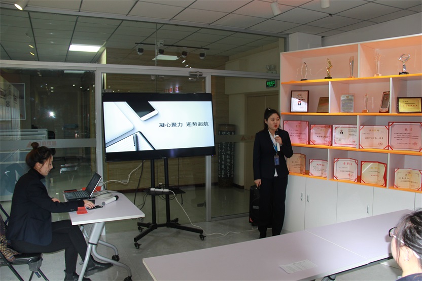 通訊公司營鞍事業部鲅魚圈地區店長競聘者—馬玲悅.jpg 通訊公司營鞍事業部鲅魚圈地區店長競聘者—馬玲悅.jpg