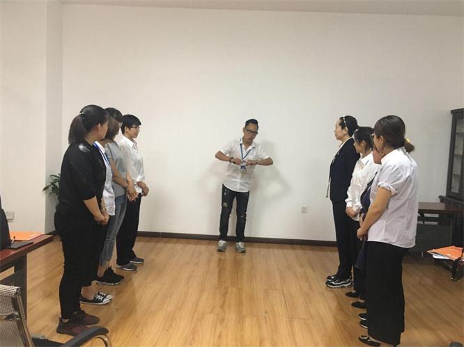 新員工入職培訓5.jpg 新員工入職培訓5.jpg